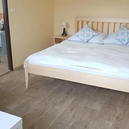 Arnika Appartement *