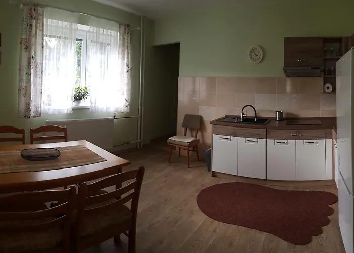 Arnika Apartment *