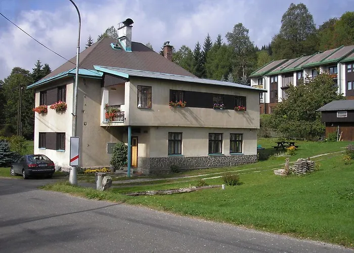 Arnika Apartment *